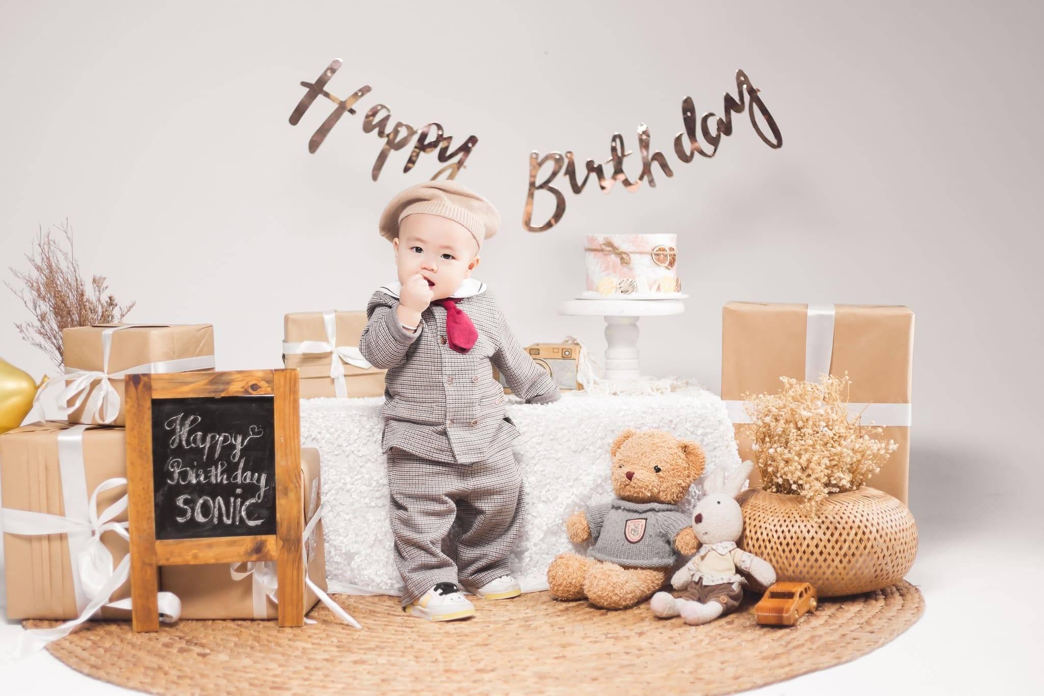 Ý Tưởng Chụp Ảnh Sinh Nhật Cho Bé Đẹp Độc Đáo Và Đáng Nhớ