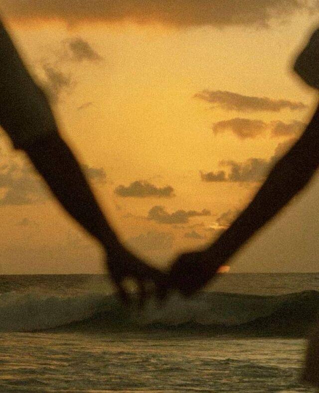 Tổng hợp 1001+ hình ảnh nắm tay người yêu đẹp nhất 2025