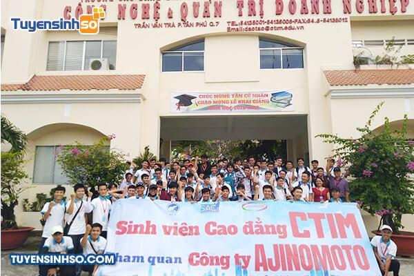 Cao đẳng Bán công Công nghệ và Quản trị doanh nghiệp