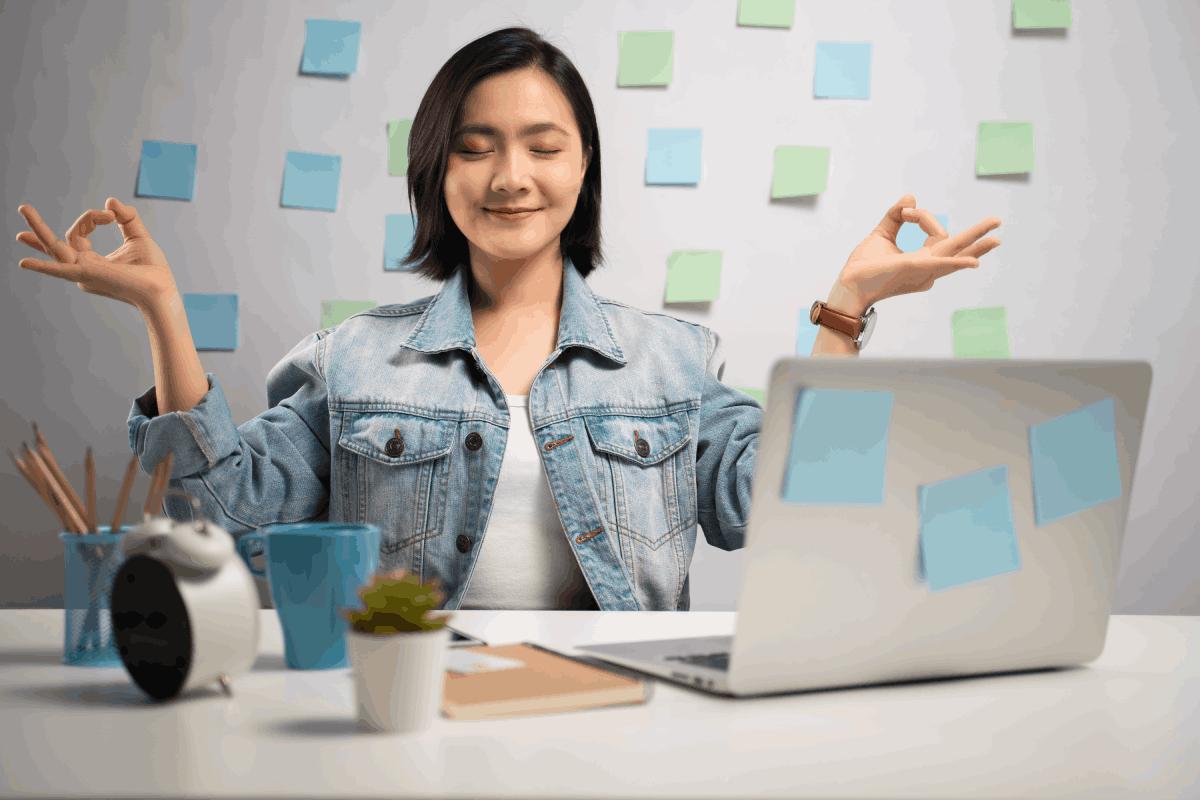 Trì hoãn là gì? Bí quyết tạm biệt tâm lý trì hoãn hiệu quả