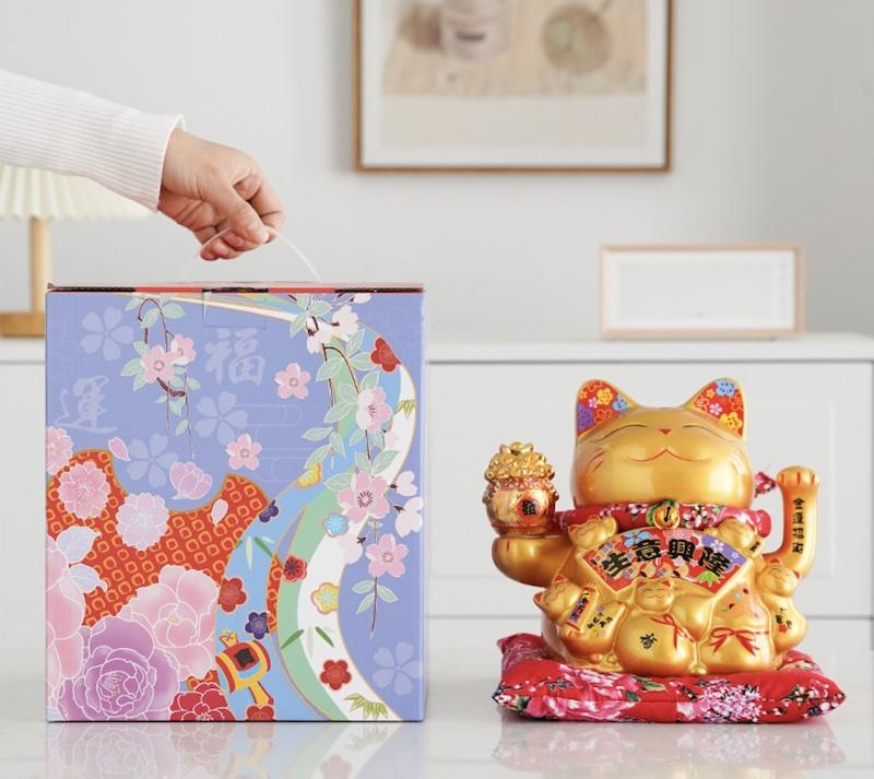 Mèo thần tài khai trương